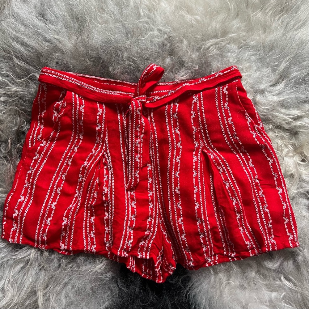 Sadie & Sage Red Embroidered Shorts